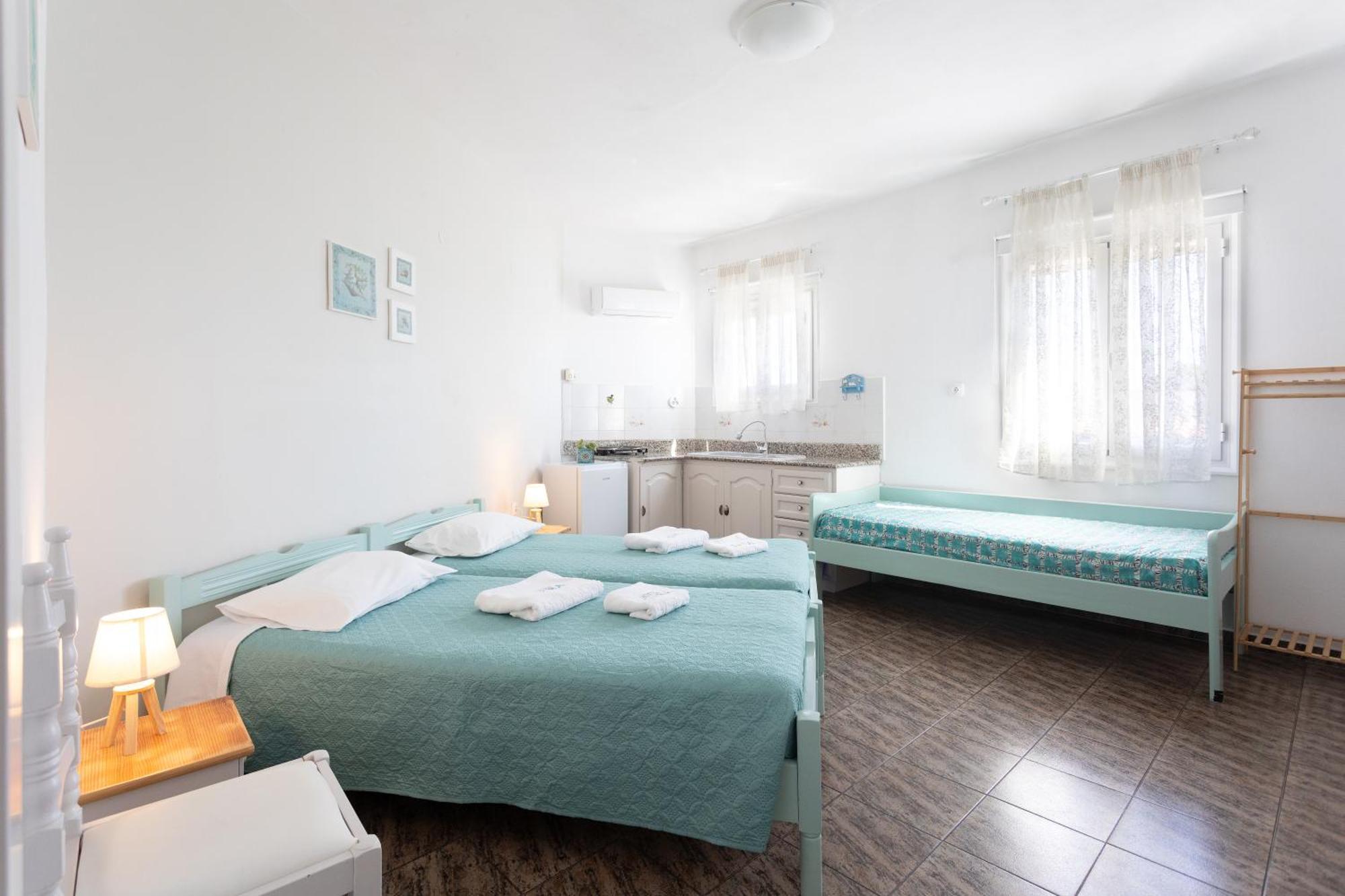 Dora'S Studios & Apartments Mégas Yialós-Nítes Zewnętrze zdjęcie