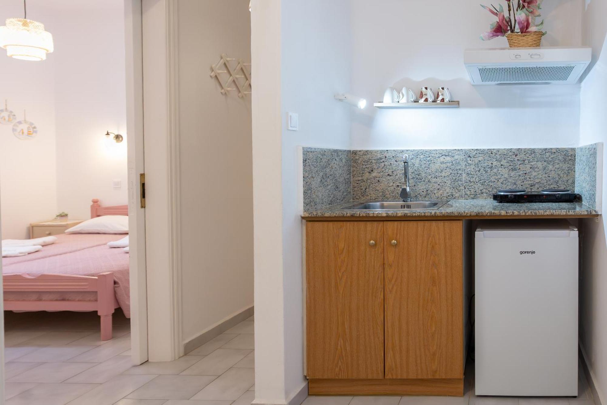 Dora'S Studios & Apartments Mégas Yialós-Nítes Zewnętrze zdjęcie